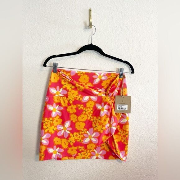 STONE FOX SWIM Selma Hawaiian print Sarong Lei Lei. NWT. Size Large - Picture 3 of 7